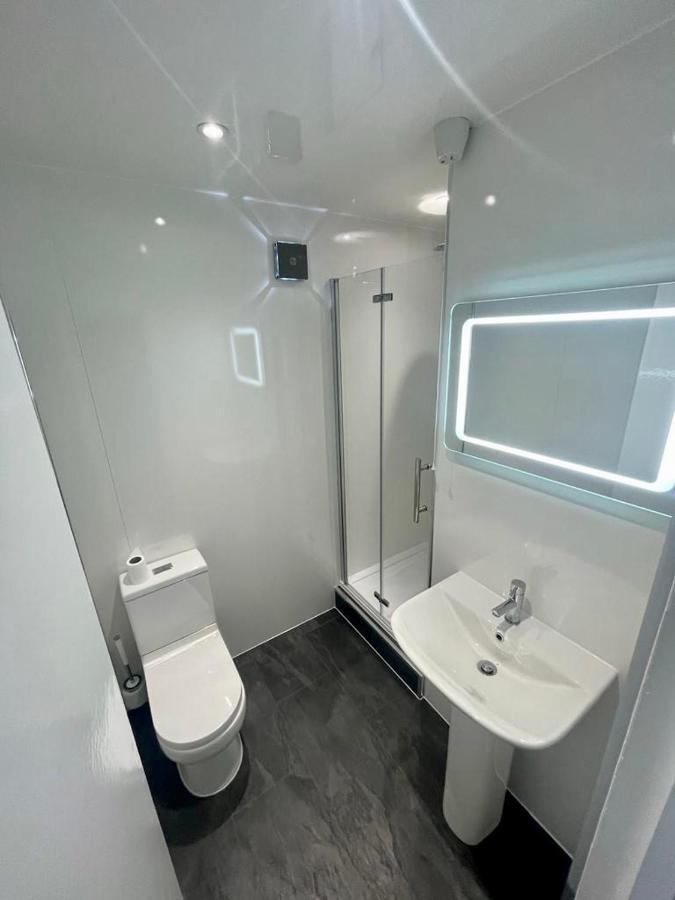Top Twenty Bed And Breakfast Windsor Esterno foto